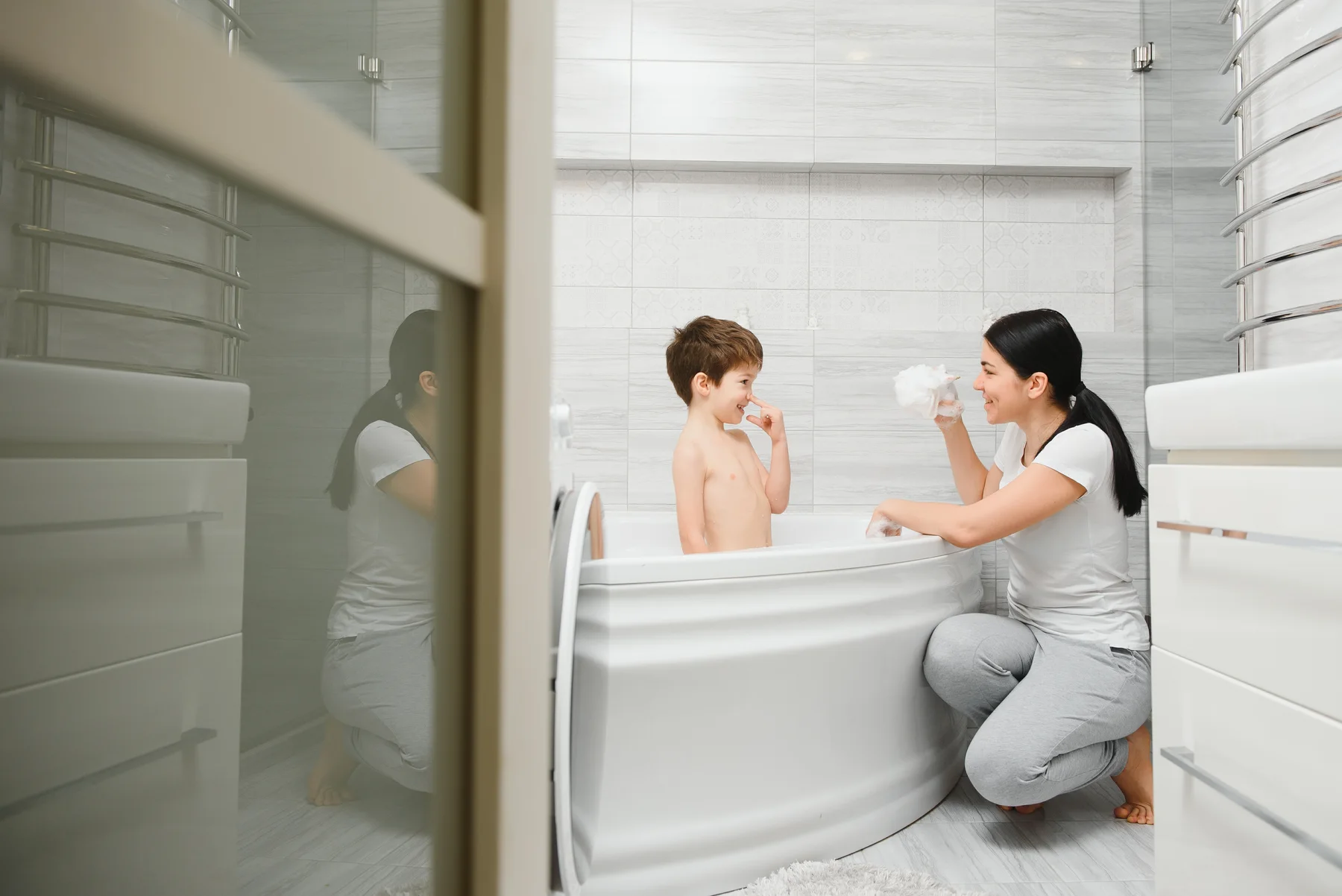 A Parent’s Guide on How to Prevent Mold and Reduce Indoor Humidity